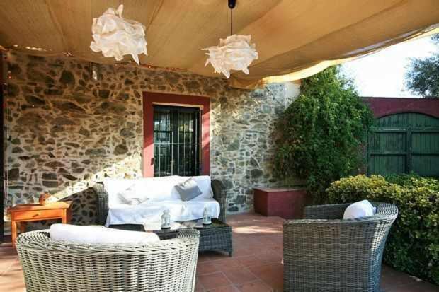 Casa rural alquiler íntegro Cal Sisco para 15 personas Vilamaniscle Exterior foto